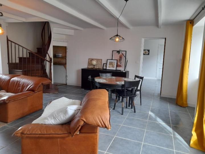 La Campagne De Bas Villa Heugueville-sur-Sienne ภายนอก รูปภาพ